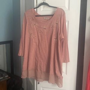 Logo by Lori cotton detailed pink top w chiffon polka dot lace hem. 3/4 sleeve